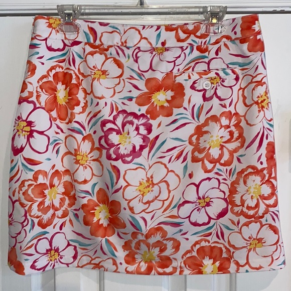 Greg Norman Women's Floral Golf Skort Size 8 - Picture 3 of 6